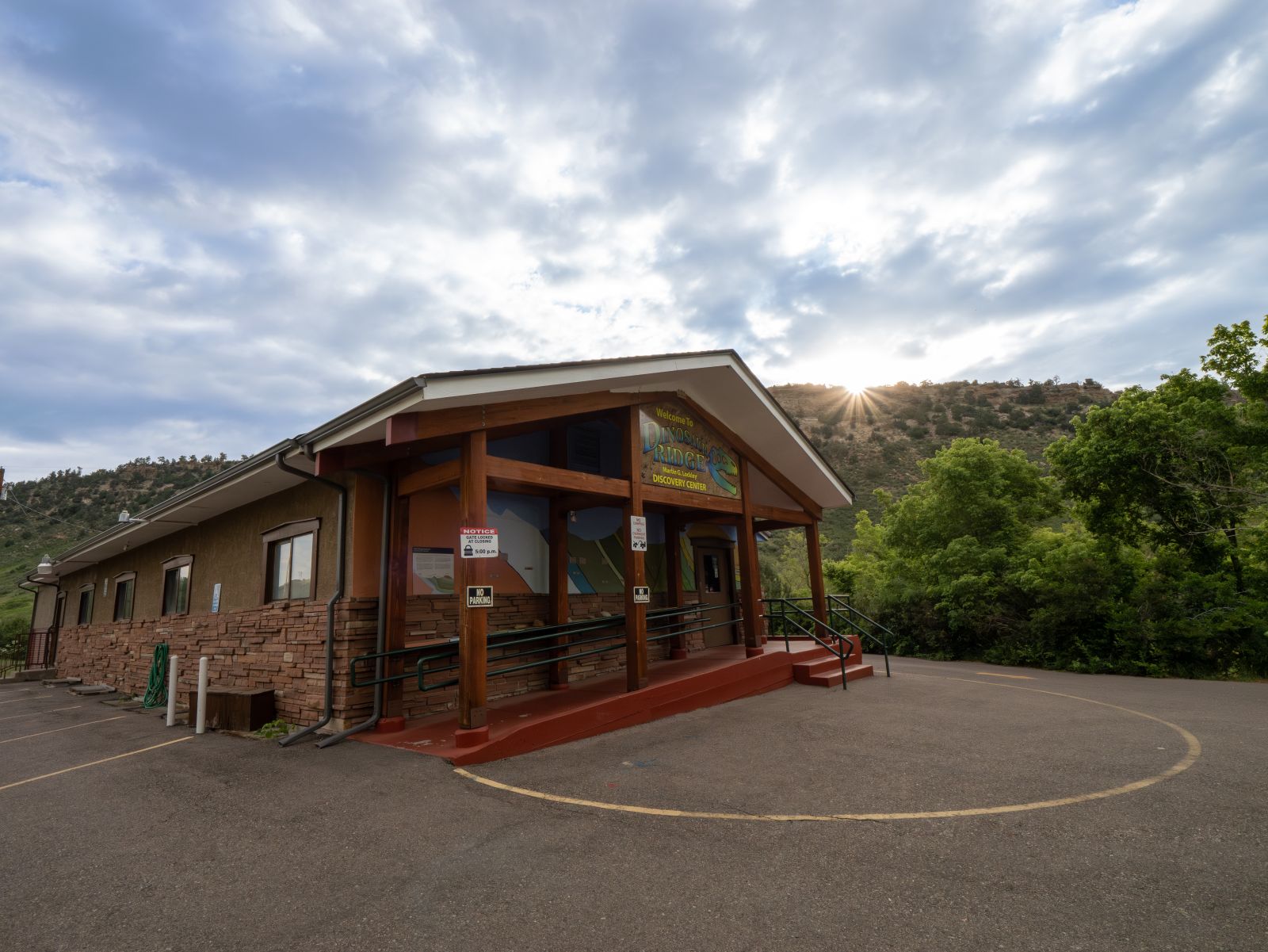 Martin G. Lockley Discovery Center with Dinosaur Ridge in the background